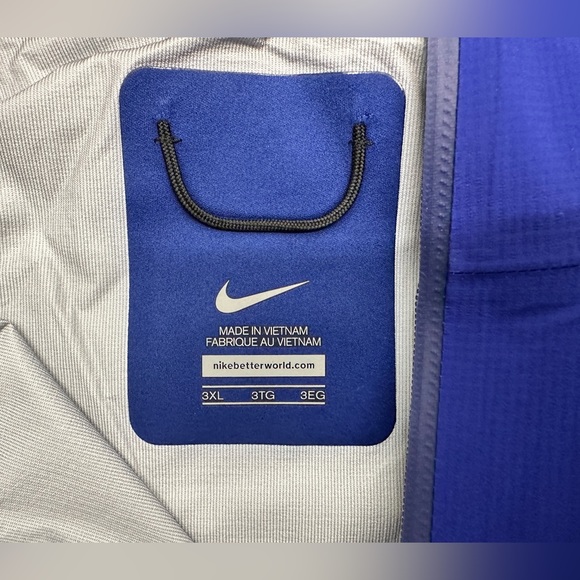 Nike Team USA Olympics lightweight rain jacket - Picture 4 of 9